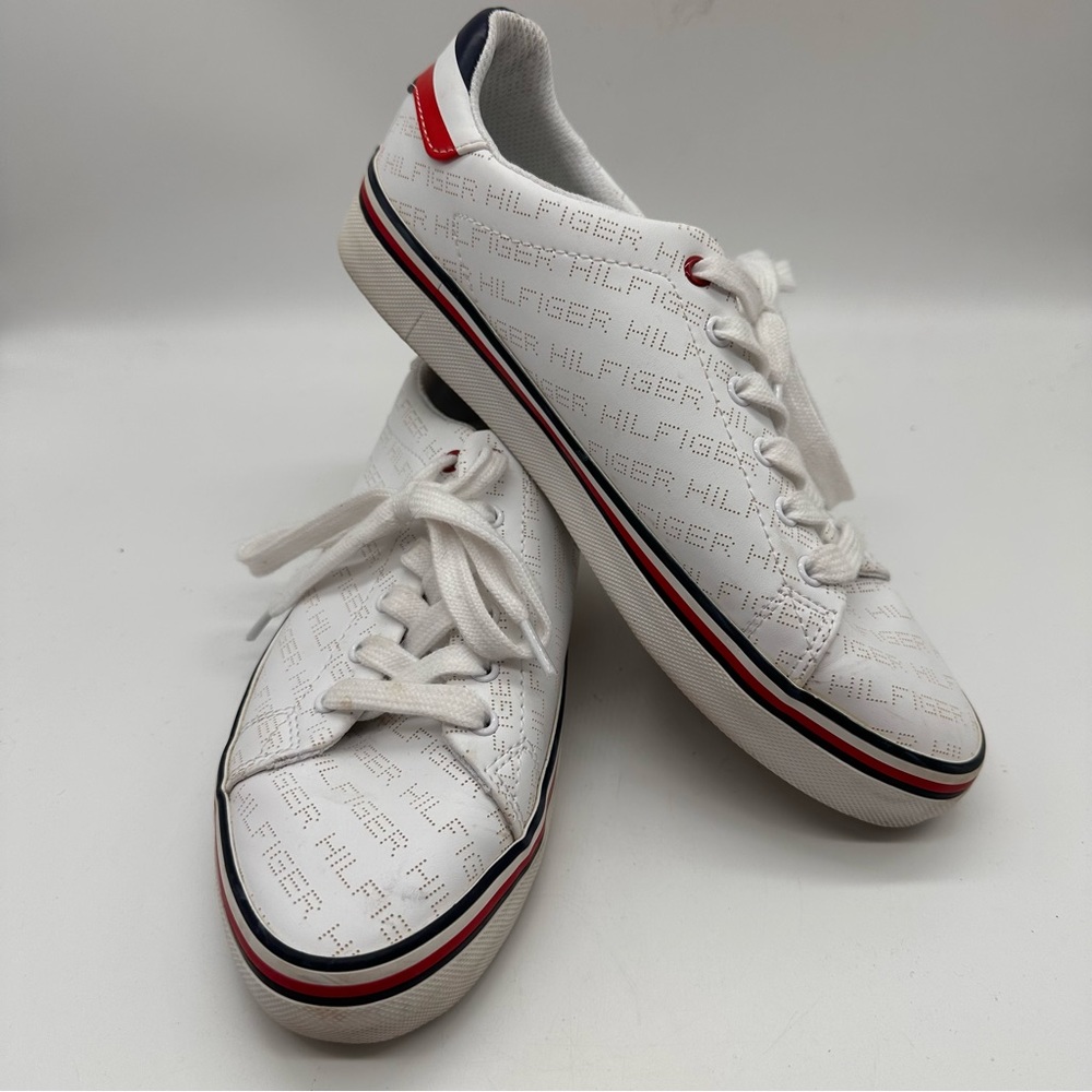 Tommy Hilfiger Falconer Perforated Leather Logo Sneakers 8.5